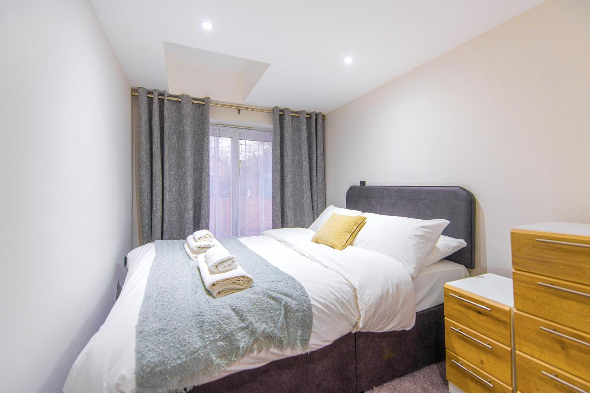 الشقق الفندقية لندنفي  Ealing Residency المظهر الخارجي الصورة