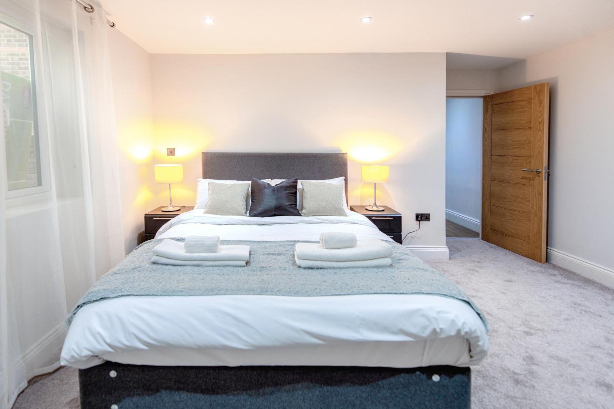 الشقق الفندقية لندنفي  Ealing Residency المظهر الخارجي الصورة